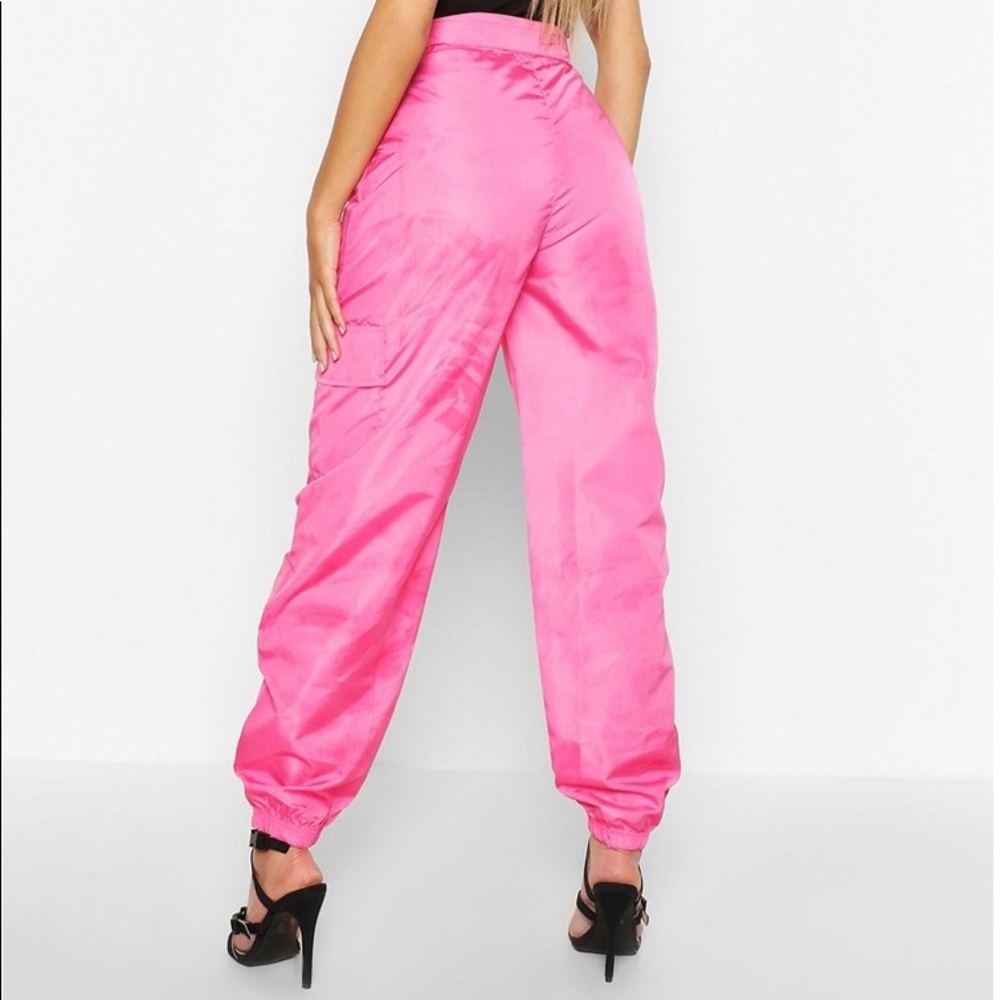 Belted jogger